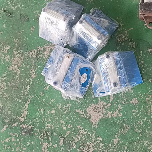 亿万28矿用隔爆型液压泵站